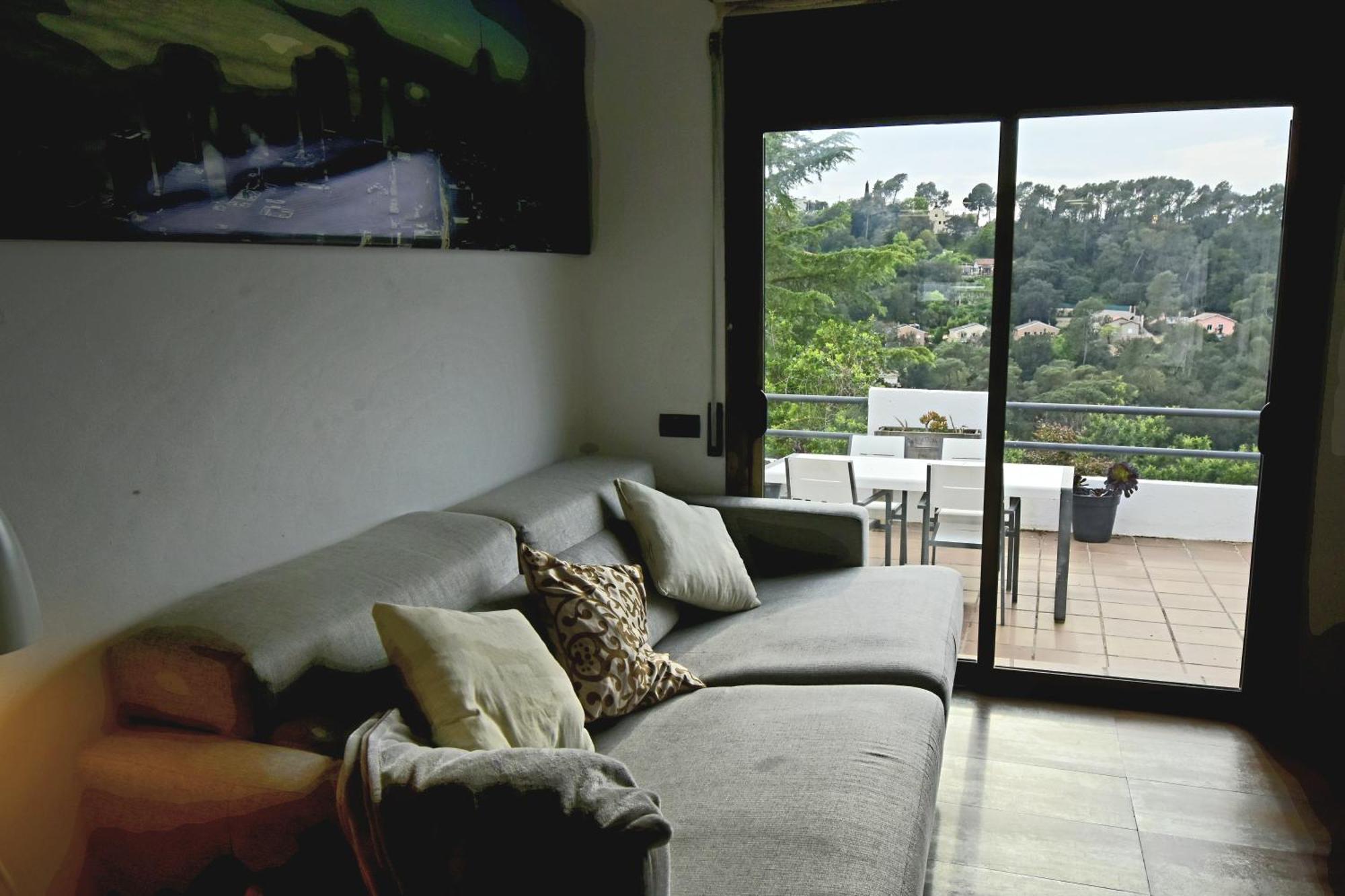 Chalet Nature Oasis Near Barcelona With Swimming Pool Parties Not Allowed